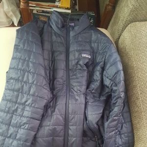 Patagonia nano puff jacket